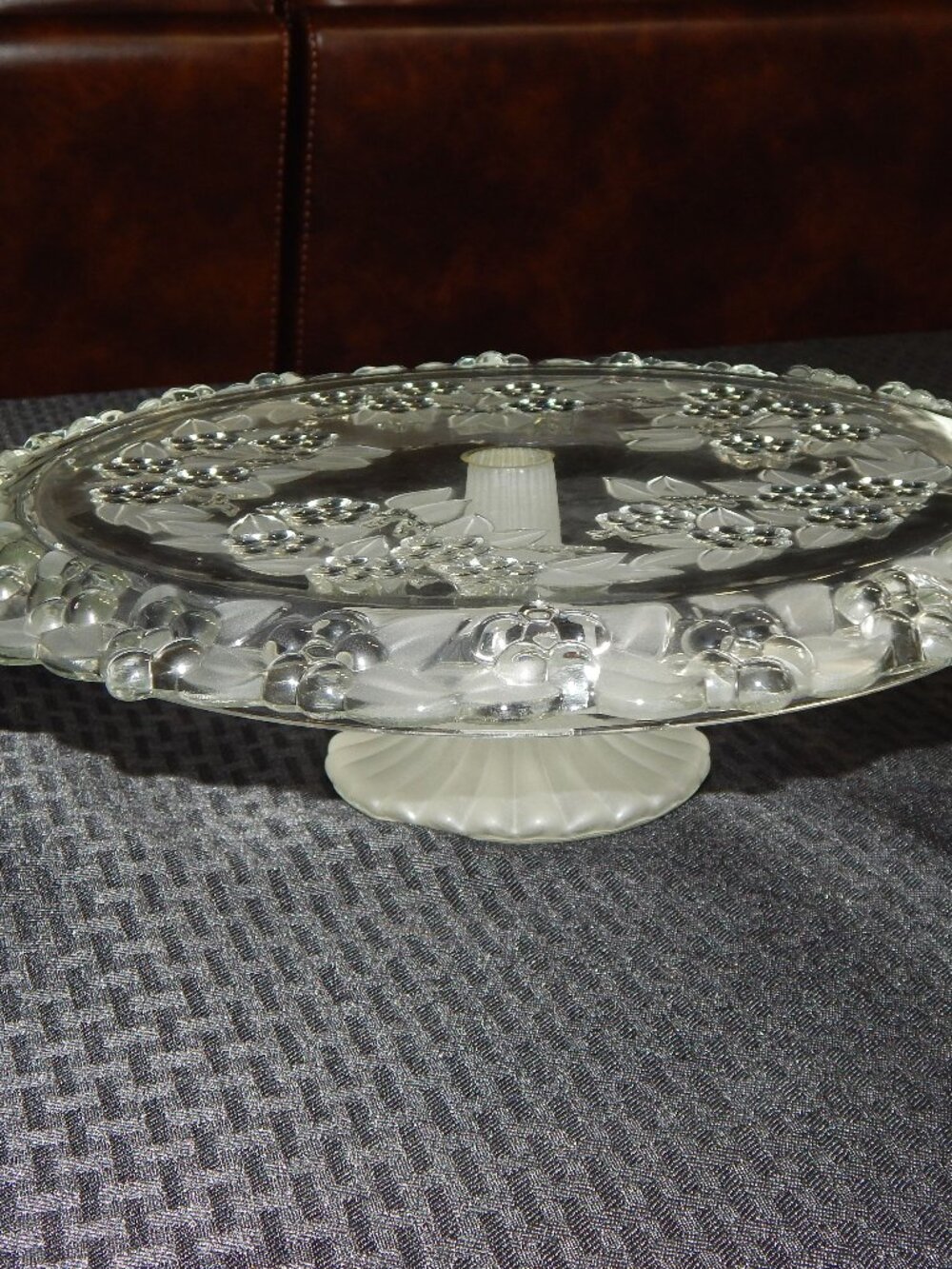 Vintage Mikasa Carmen Walther Flower Crystal Art Glass Pedestal Cake Plate Stand
